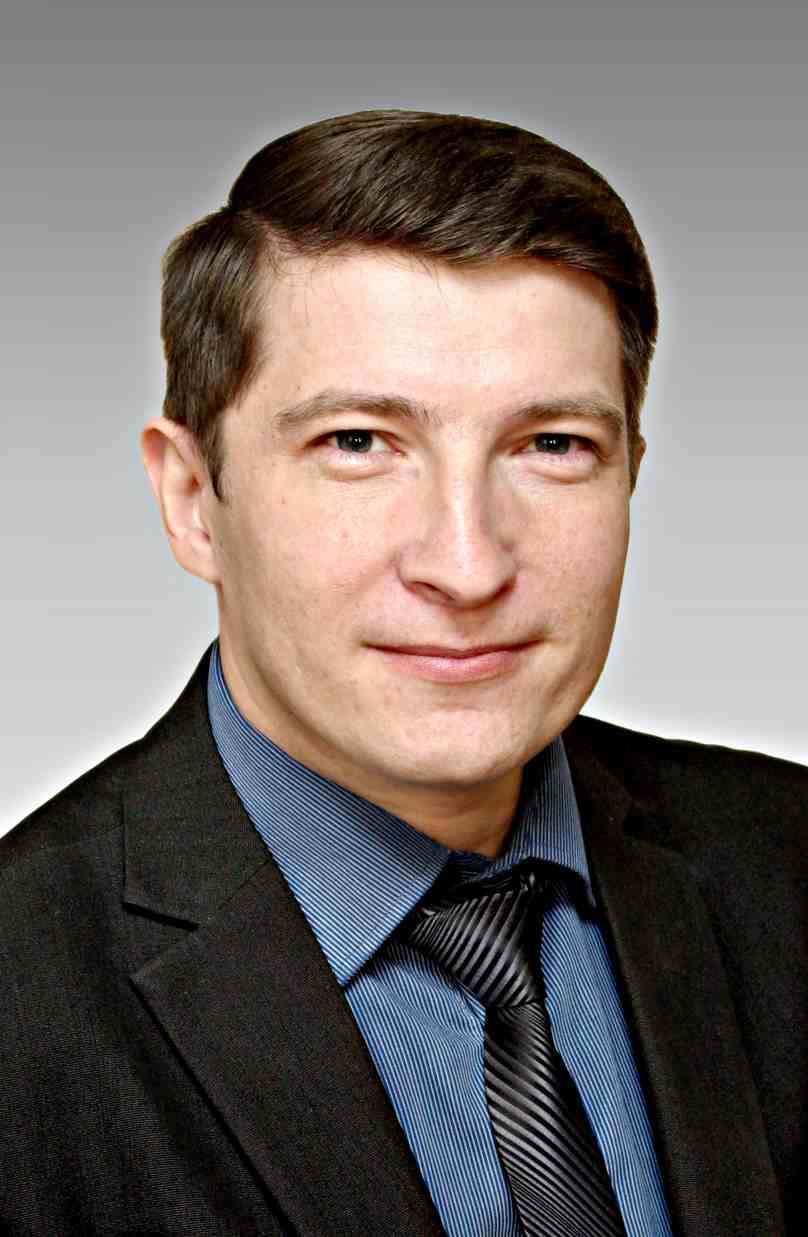 Якубов Игорь Тахирович.